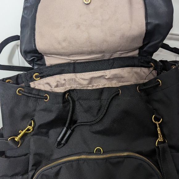 Skip Hop Chelsea Diaper Bag Gently Used - Picture 3 of 7